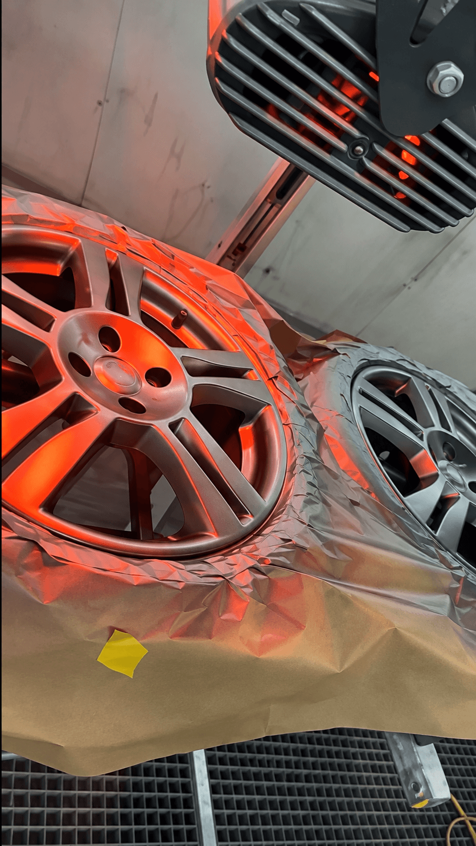 Restauration de jantes en cours sur Jeu de jantes client, intervention AutoNardo